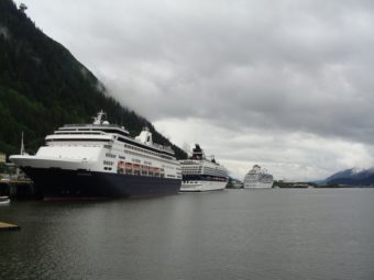 Juneau cruise ship berths
