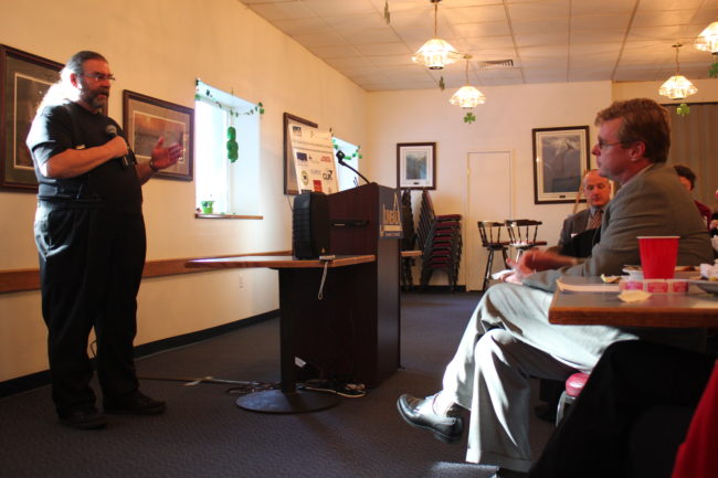 As a member of Law Enforcement Against Prohibition, former Wisconsin sheriff Lance Buchholtz speaks at a Juneau Chamber of Commerce lunch about why drugs should be legalized. (Photo by Lisa Phu/KTOO)