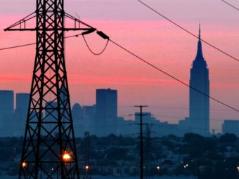 A power outage in August 2003 darkened New York City. A report warns that the national power grid could be knocked out if just a handful of key power stations were sabotaged. George Widman /AP