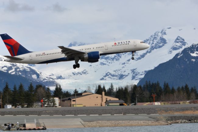 Delta Air Lines performs a test flight into Juneau on Wednesday in preparation for daily service to Seattle starting May 29. (Photo by Doug Wahto)