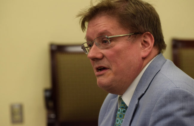 Sen. Bill Stoltze, R-Chugiak, testifies in the Senate Labor and Commerce Committee on SB 39, a bill he introduced that would repeal the State’s film production tax credit program, Feb. 19, 2015. (Photo by Skip Gray/360 North)