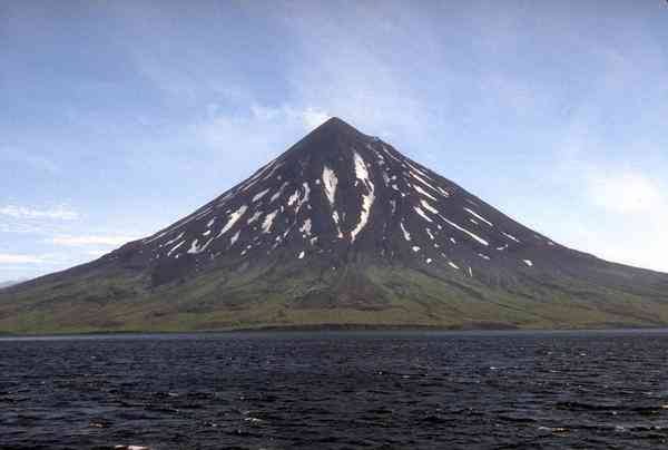 This symmetrical, 1,730-m (5,676 ft)-high stratovolcano has been the site of numerous eruptions in the last two centuries. (Photo courtesy of USGS)