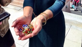 Sen. Lisa Murkowski shows the rosary beads she says prompted a special moment with the pope. (Photo by Liz Ruskin, APRN-Washington)