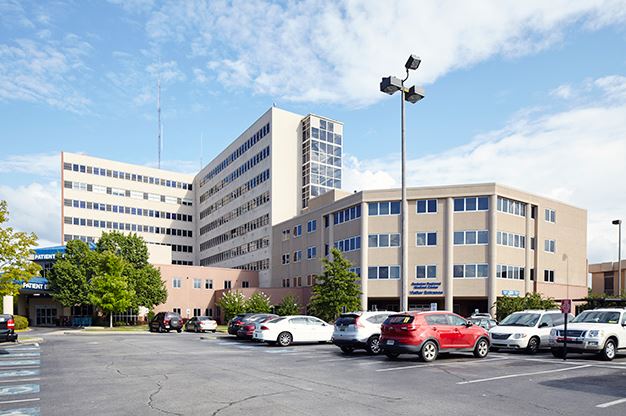 Gadsden Ragional Medical Center in Gadsden, Ala. (Rob Culpepper/ProPublica)