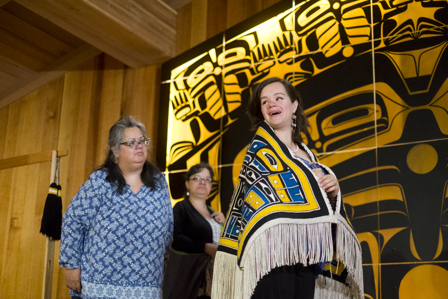 With new Chilkat robe, Juneau weaver hopes art form becomes globally ...
