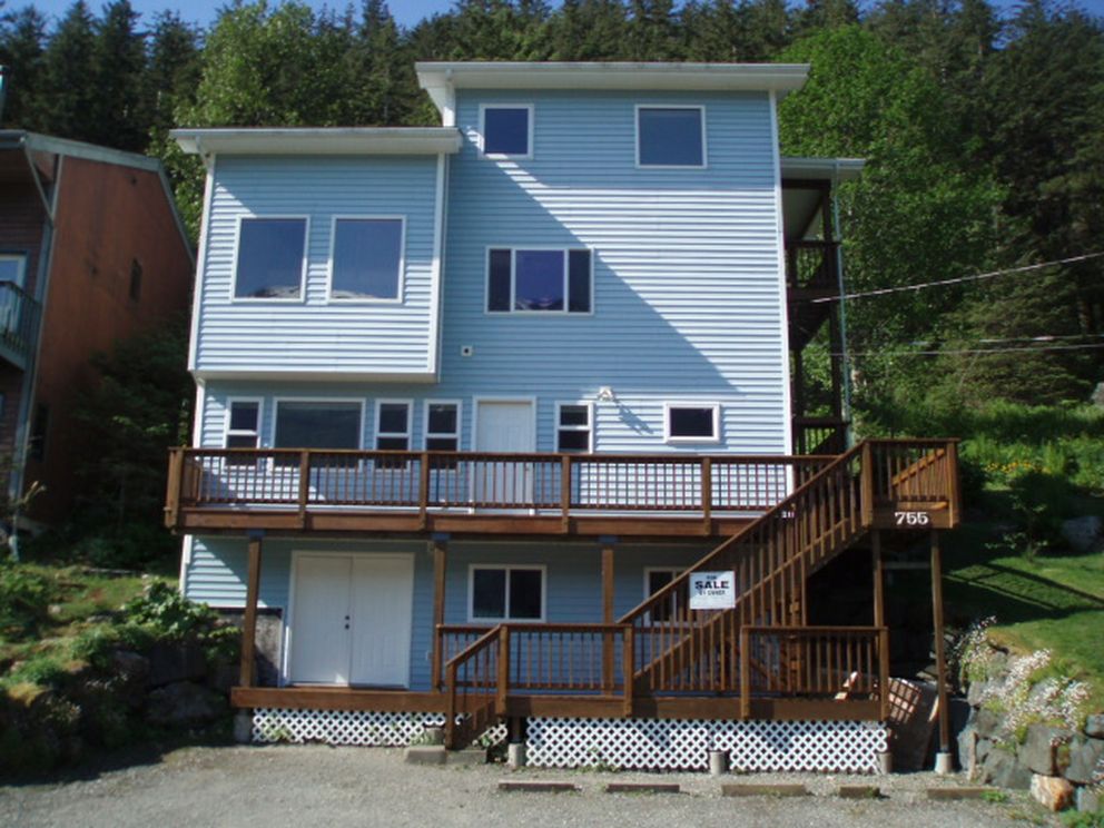 Alaska cities, facing housing crunch, encourage backyard cottages and apartment additions