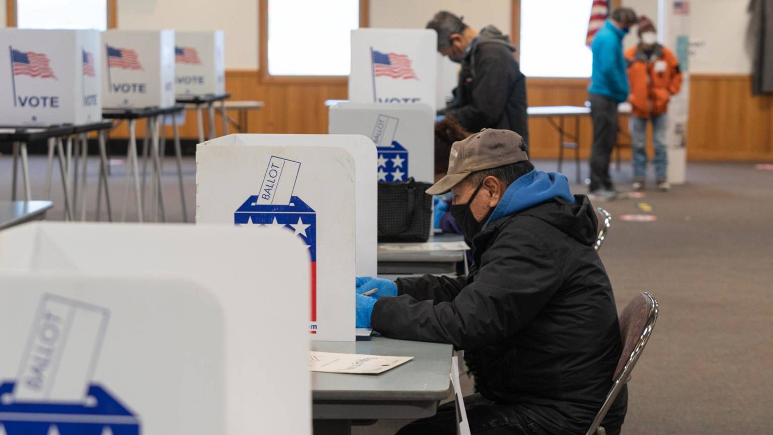 Alaska will have a new election system: Voters pass Ballot Measure 2