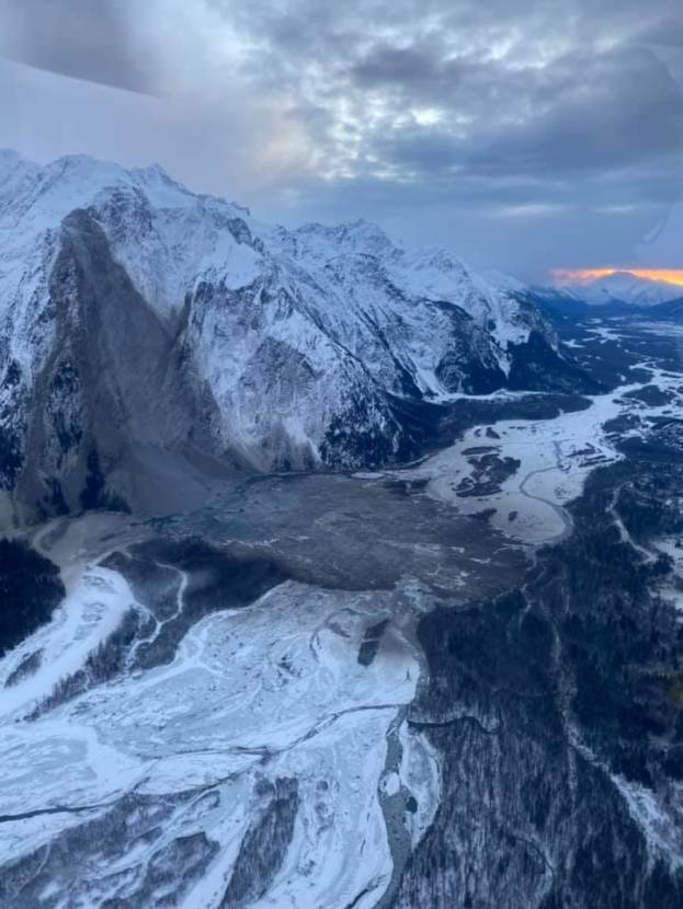 Big rockslide up Taku River