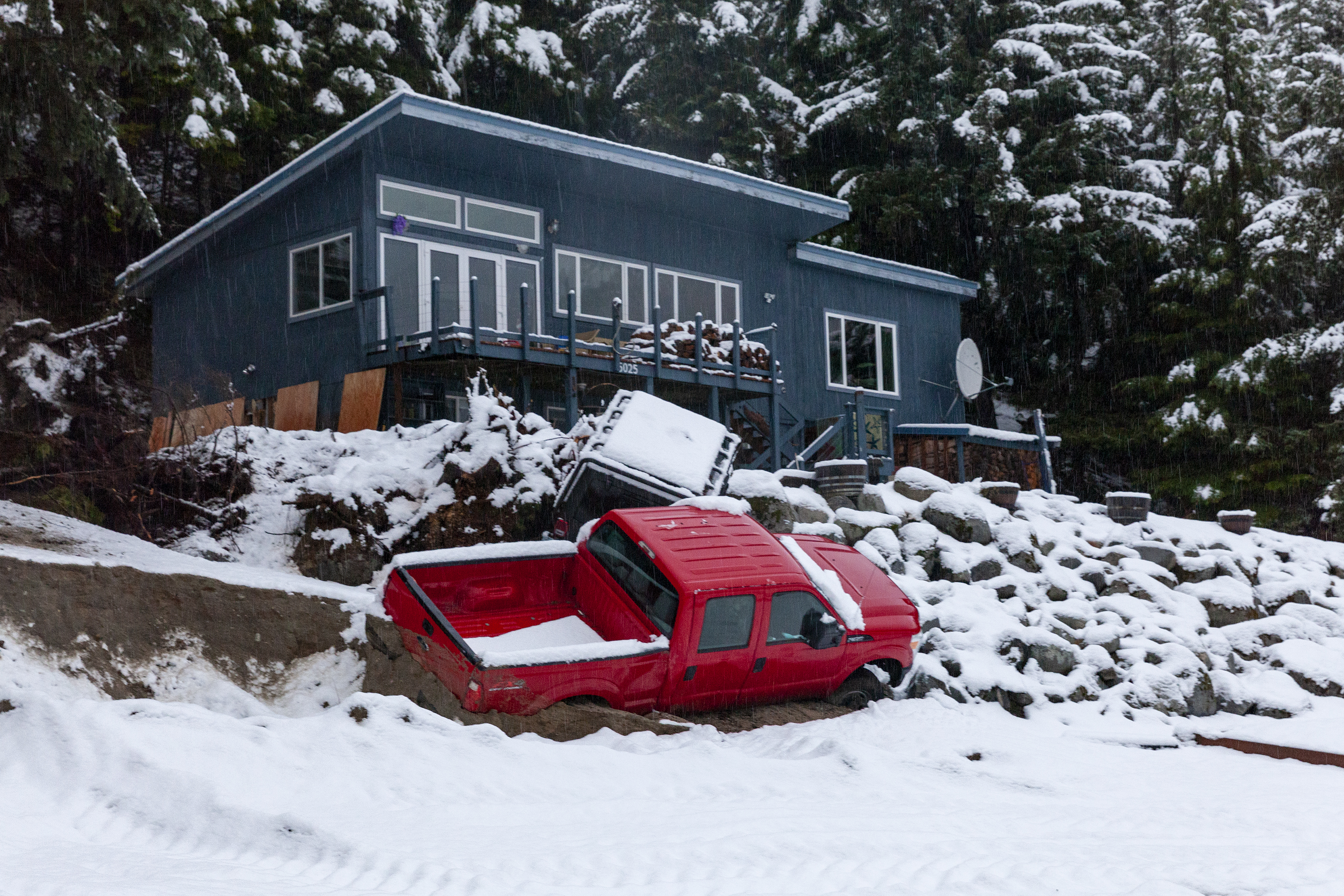 The 2 December 2020 Beach Road Landslide in Haines, Alaska - The Landslide  Blog - AGU Blogosphere