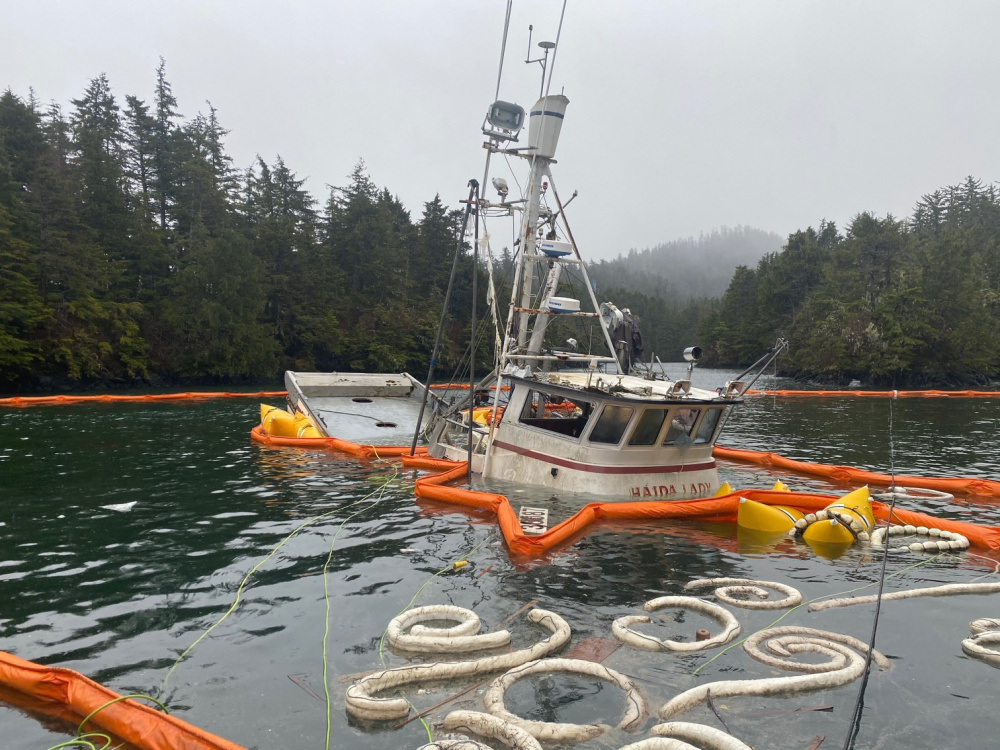 Sunken fishing vessel causes fuel spill in Sitka Sound