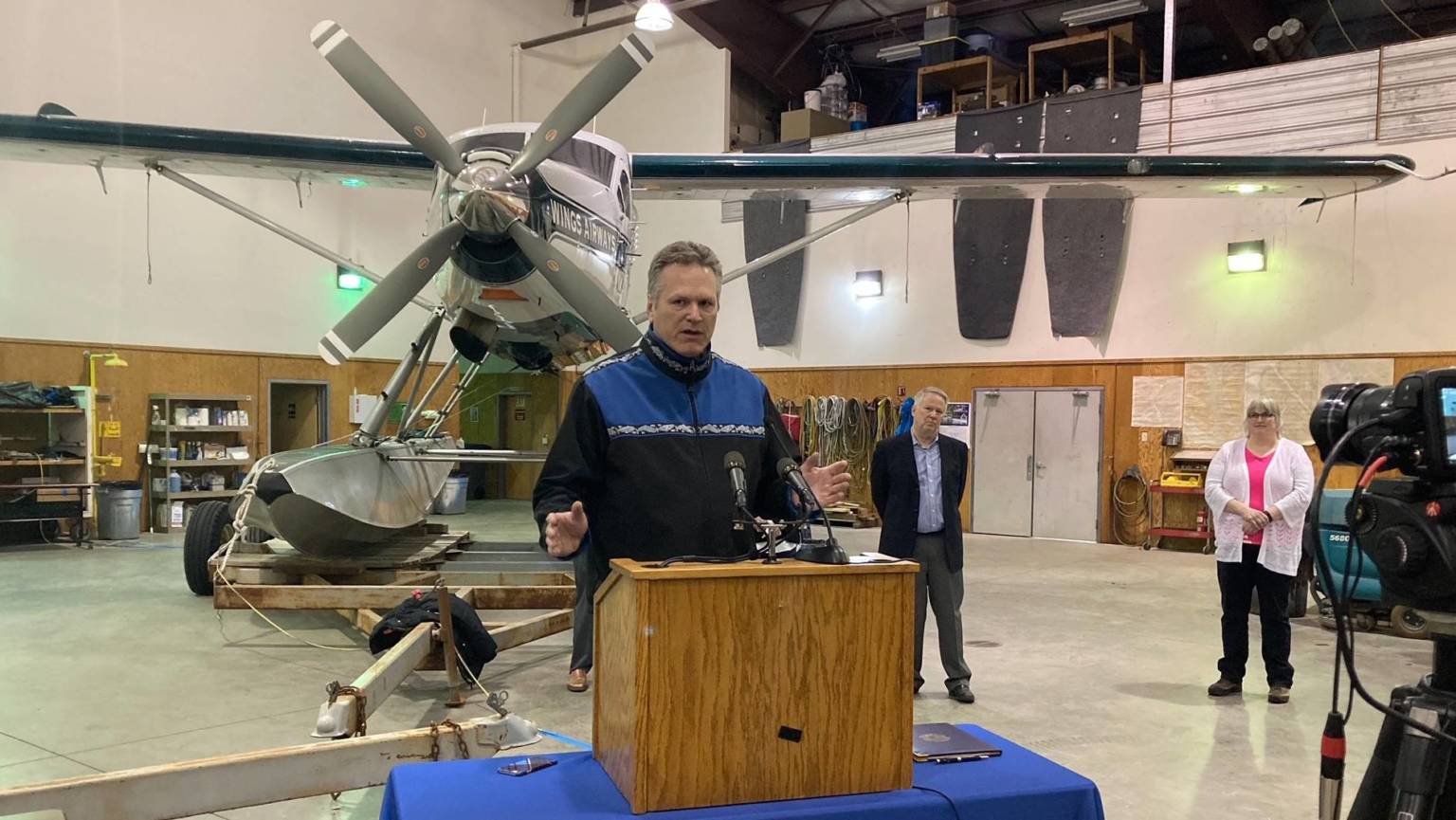 ktoo.org - Andrew Kitchenman - In plan to boost Alaska tourism, governor announces state will offer vaccines to tourists