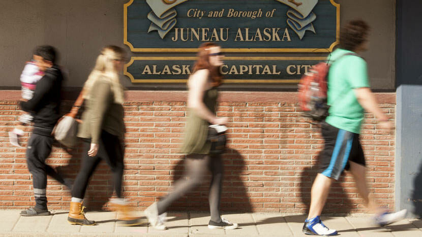 Locals praise and admonish Juneau Assembly before it extends COVID measures - KTOO