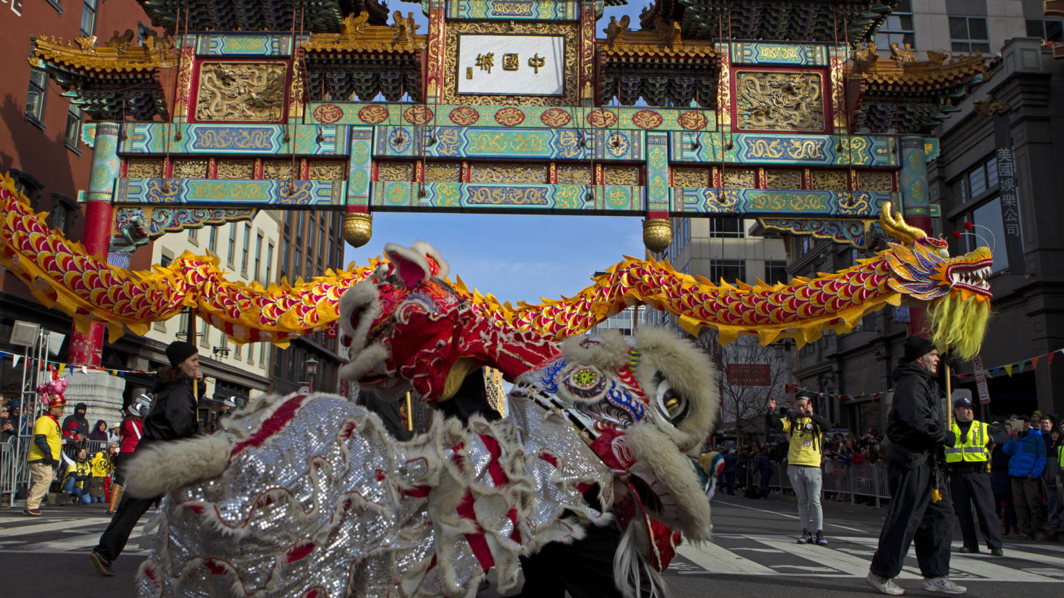 Lawmakers urge making Lunar New Year a federal holiday