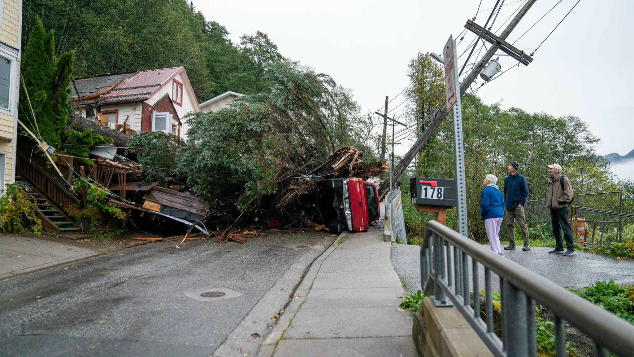 Gastineau Avenue reopened in Juneau following landslide