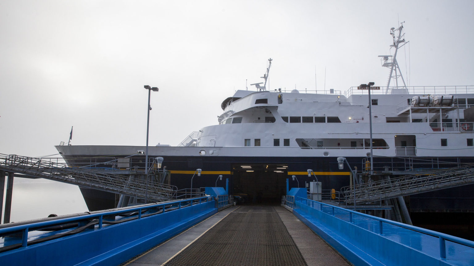 Alaska ferry system goes back to flat rates this winter