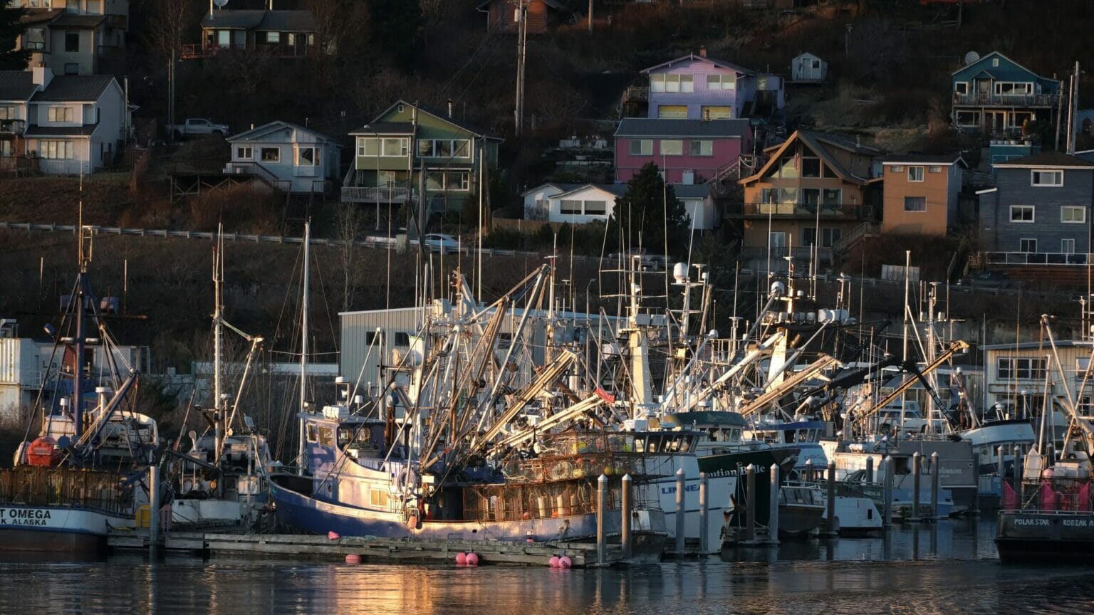 Kodiak crab strike ends after 2 weeks