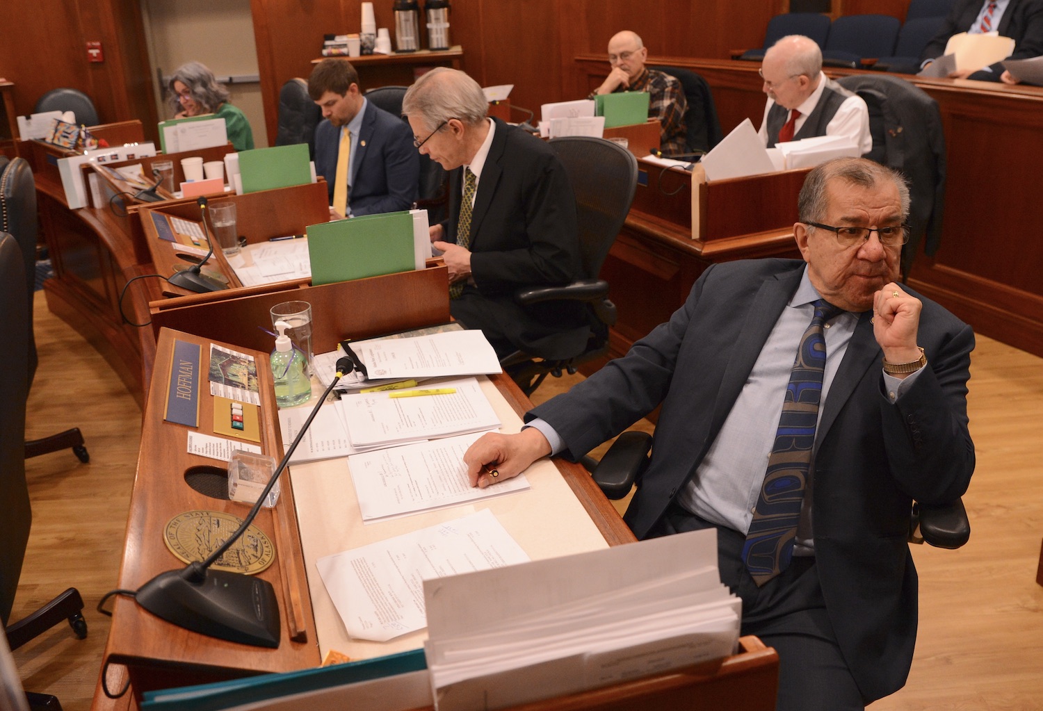 Alaska Legislators Reject Legislative Pushback Legislative Pushback: A Pattern or an Exception?