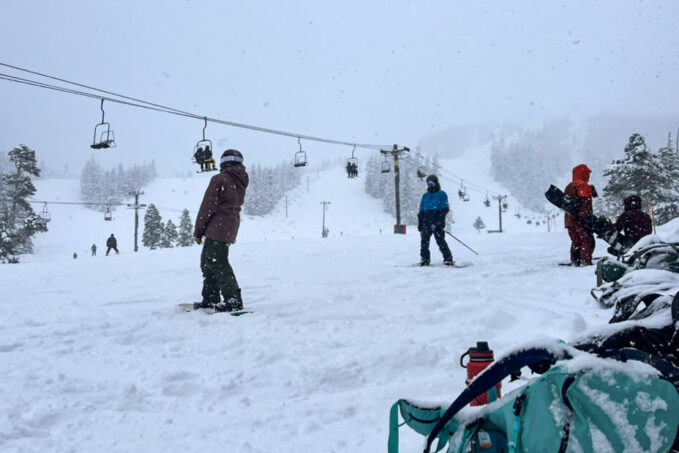 As snow returns, Juneau skiers hit the slopes to make up for lost time