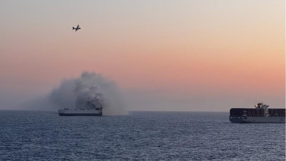 After 2-week burn, cargo ship carrying thousands of vehicles sinks