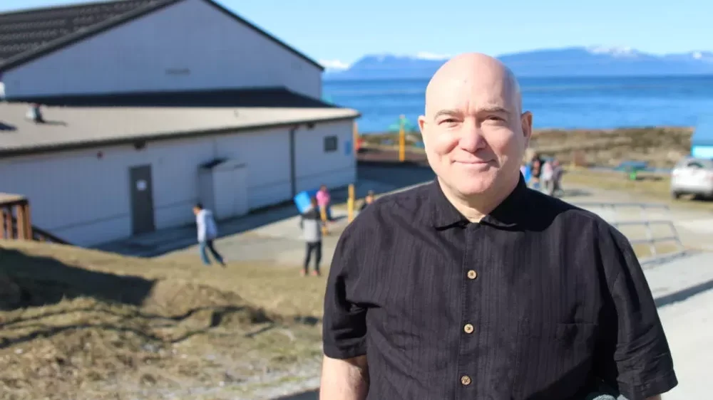 Angoon resident and former teacher launches bid for Alaska governor