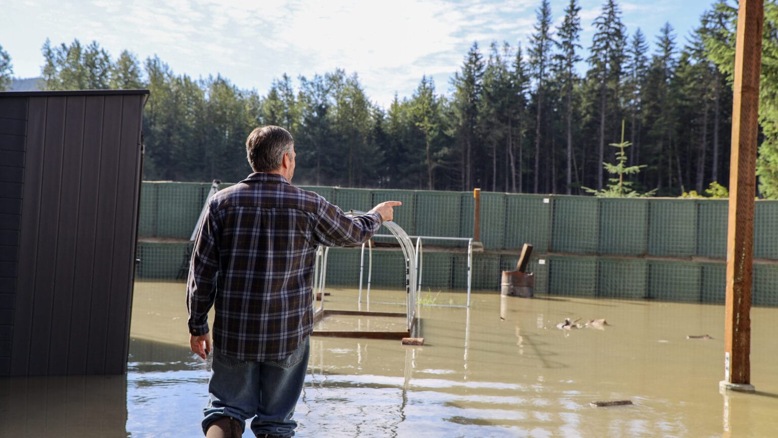 Some flood zone residents worry Juneau’s temporary levee won’t hold ...