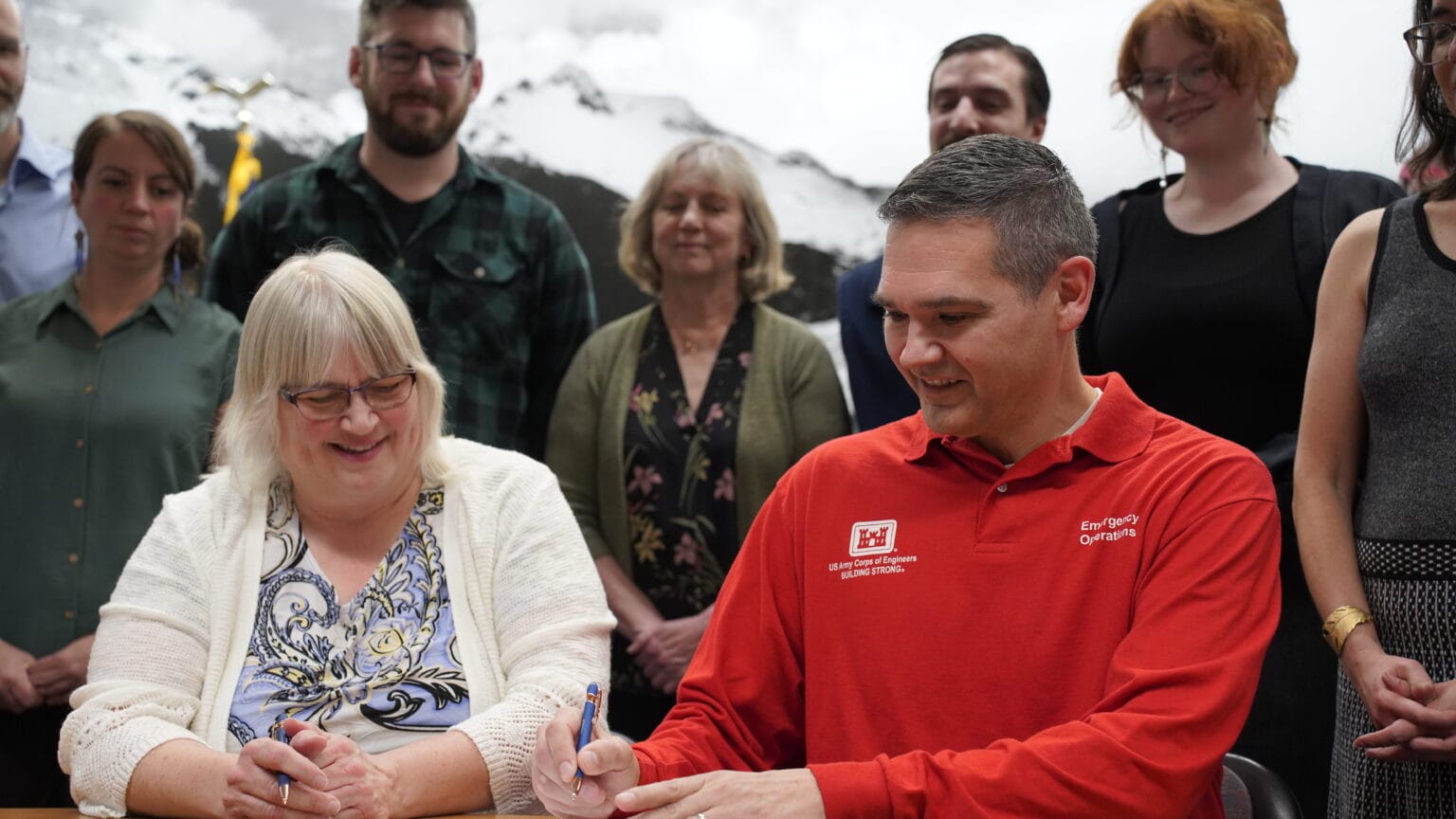 Army Corps agrees to pay for HESCO barrier expansion, expedites long...