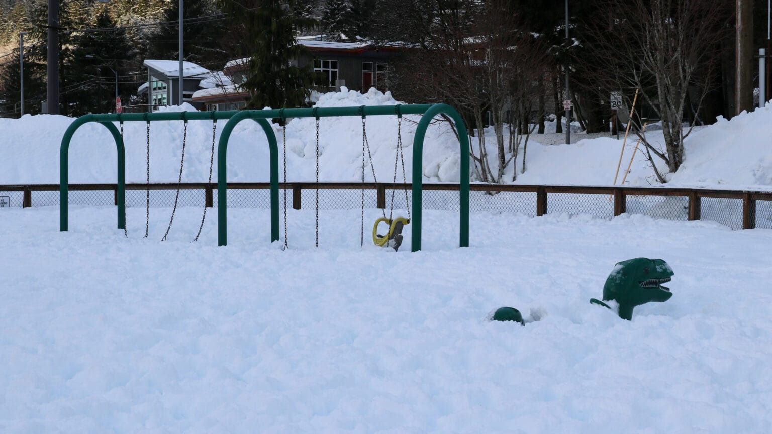Snow removal, roof monitoring at Juneau schools continues through weekend