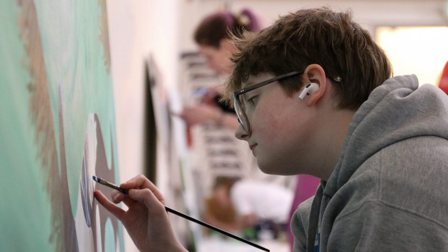 Budding Juneau muralists learn the ins and outs of public art through new workshop