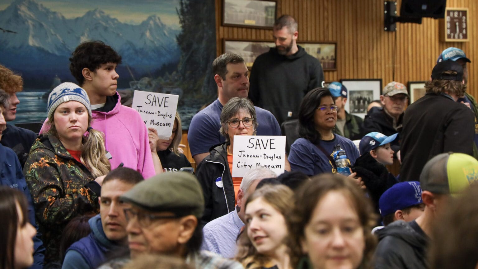 Residents decry proposed city service reductions and facility closures at Juneau Assembly meeting