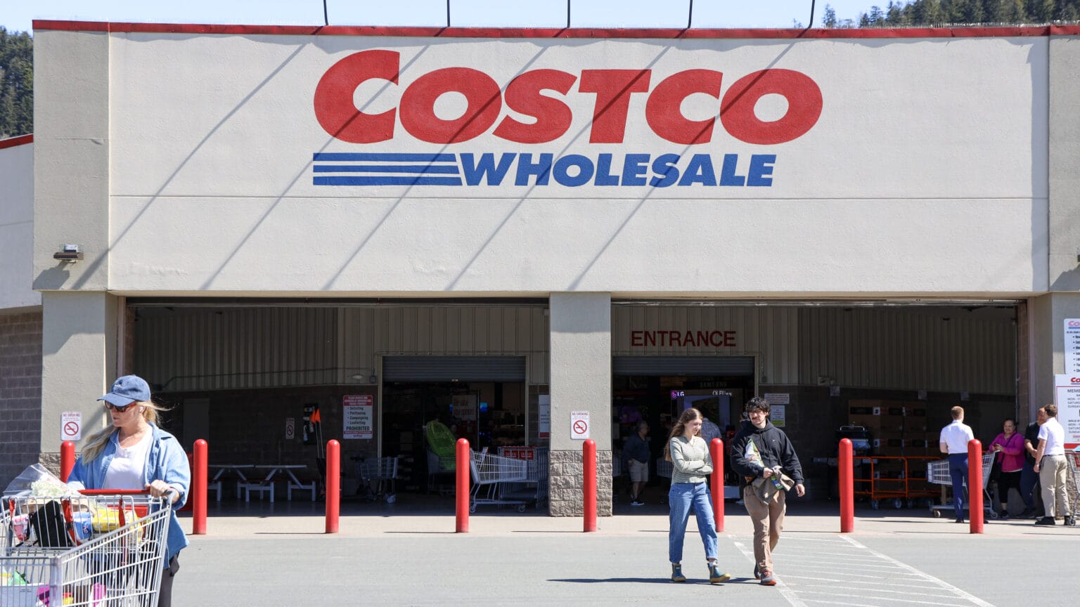 Changes to Juneau Costco’s shipping service expected to hurt small businesses in outlying Southeast communities