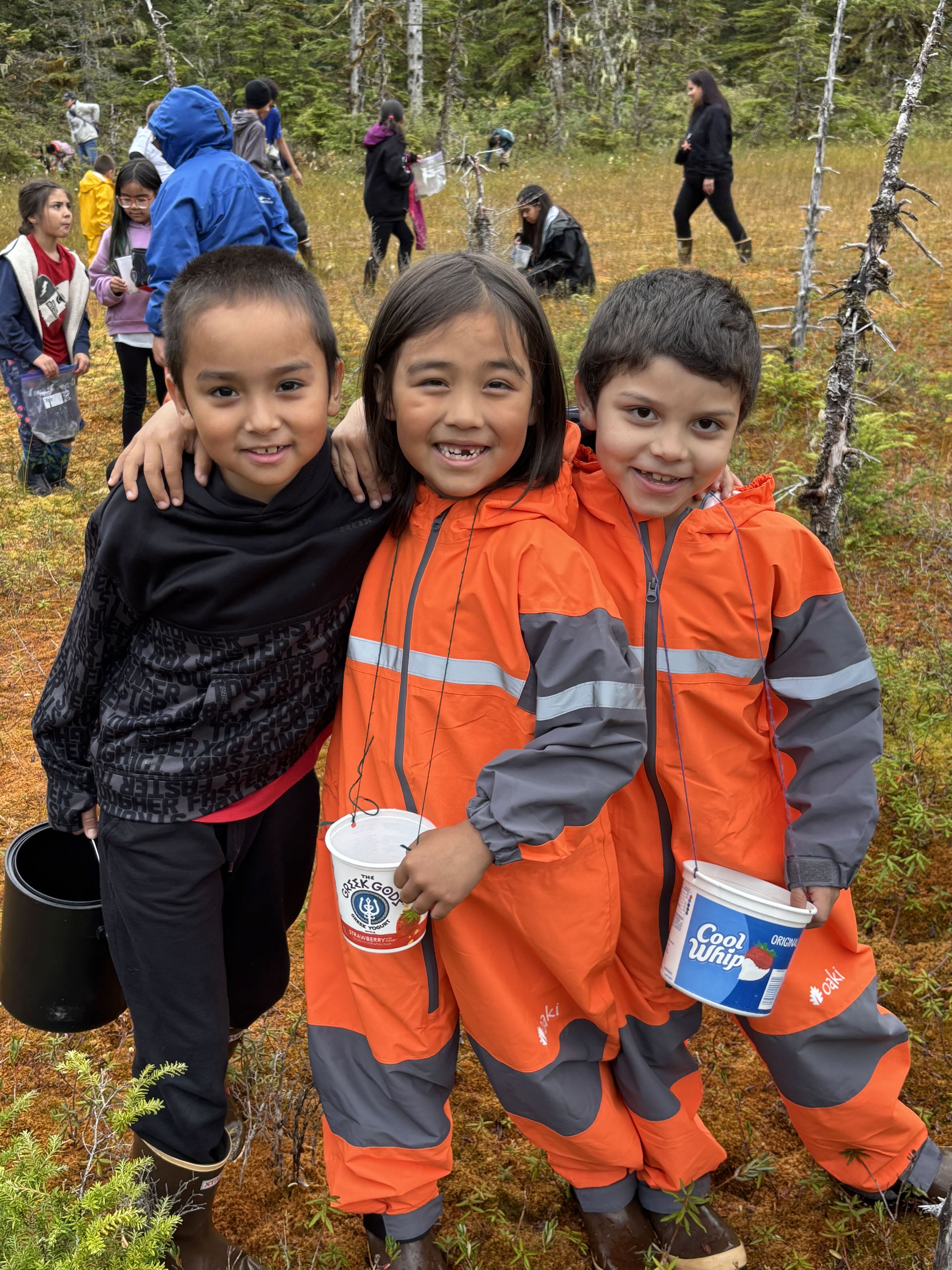 Through food sovereignty grant, Juneau students learn traditional Lingít food practices