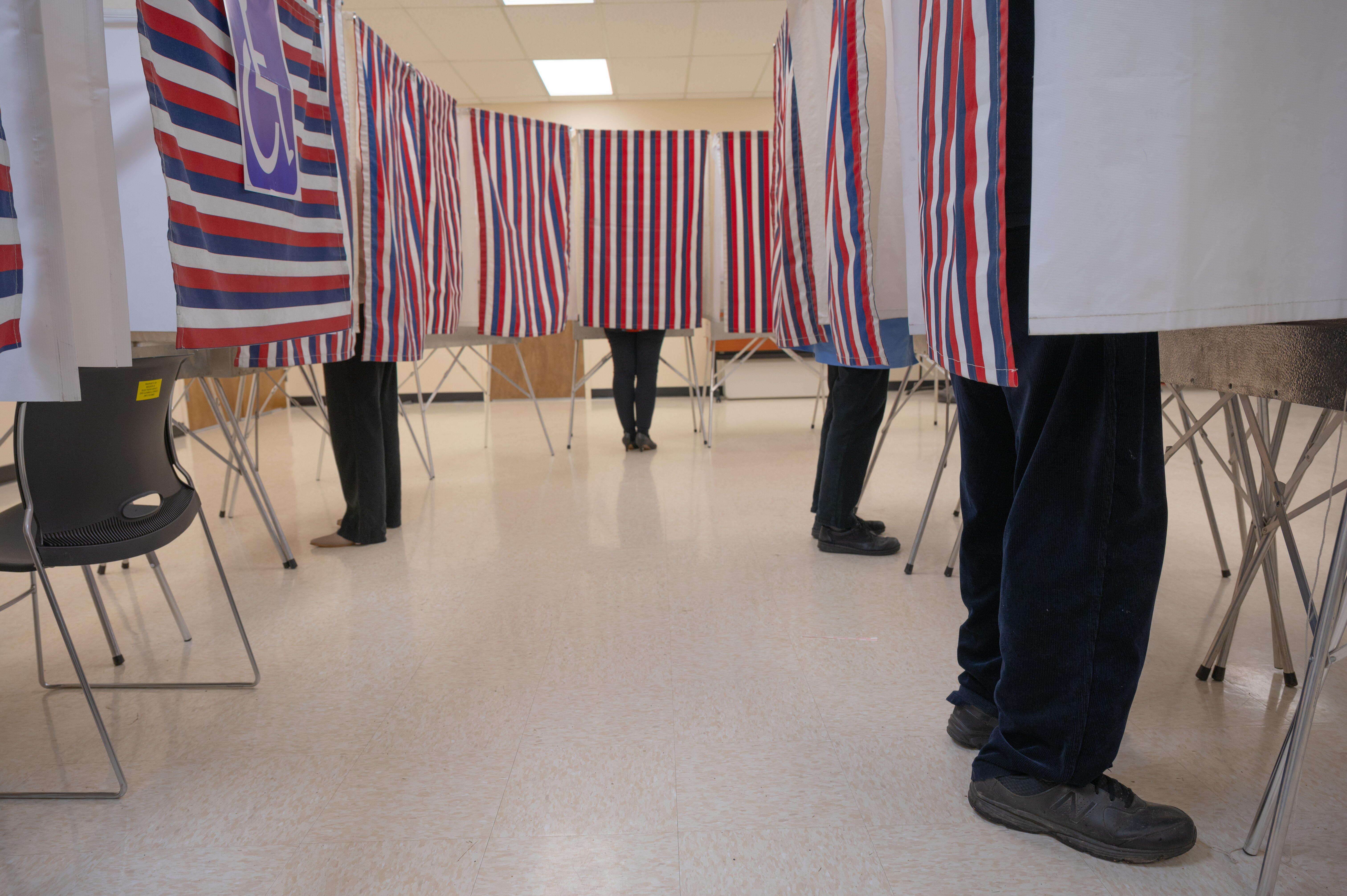 Early voting opens in Alaska’s midterm elections