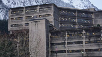 After years of problems, Alaska plans to outsource payroll for 14,000 public employees